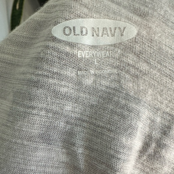 Old navy large camo tank top Everywear - Picture 9 of 9